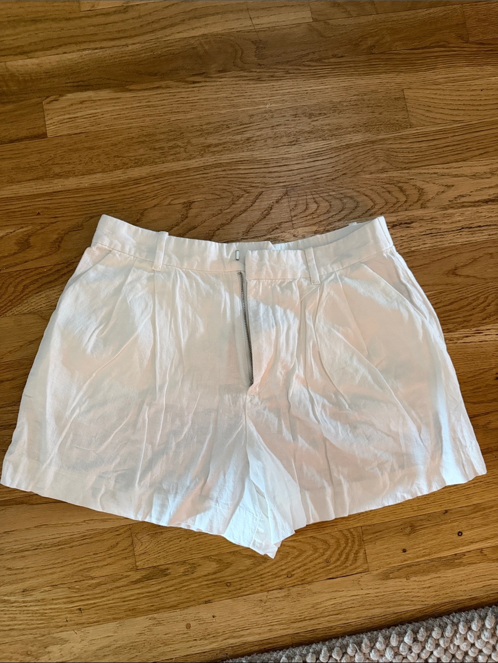 Gap linen shorts